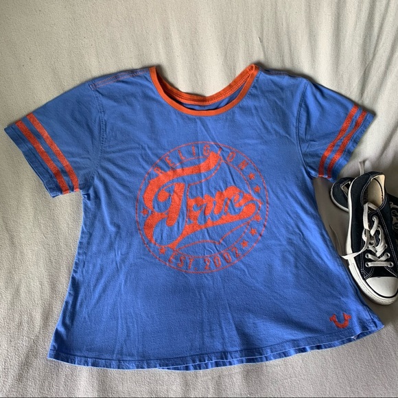 True Religion Graphic Logo Striped Sleeve T-Shirt - Picture 12 of 12